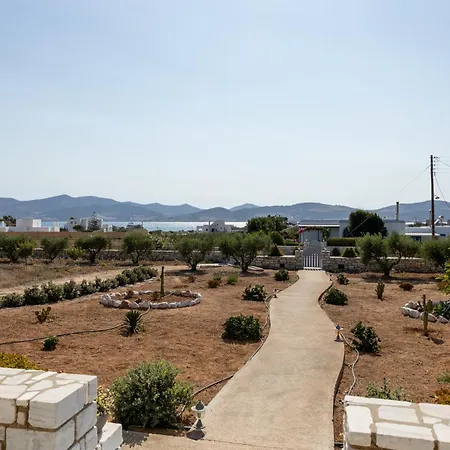 Апартаменты Queen Bee Seafront *